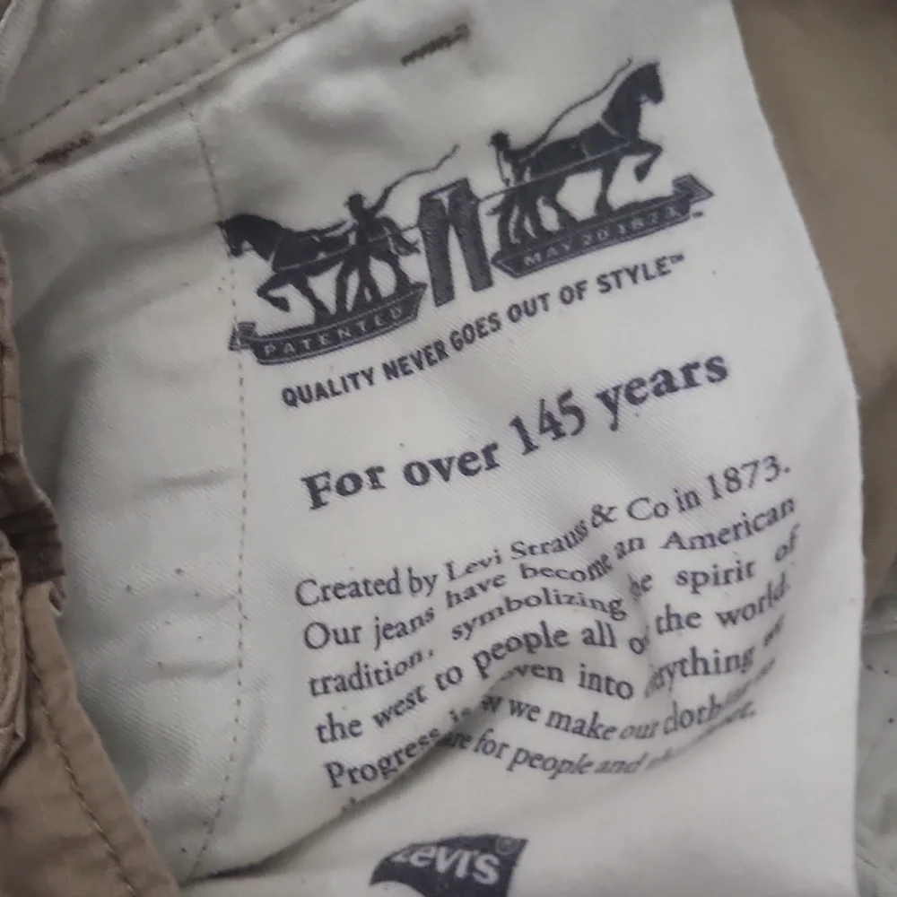 Levi Strauss &‎ Co Mens Khaki Tan Cargo Shorts Ripstop Drawstring Hem Pockets